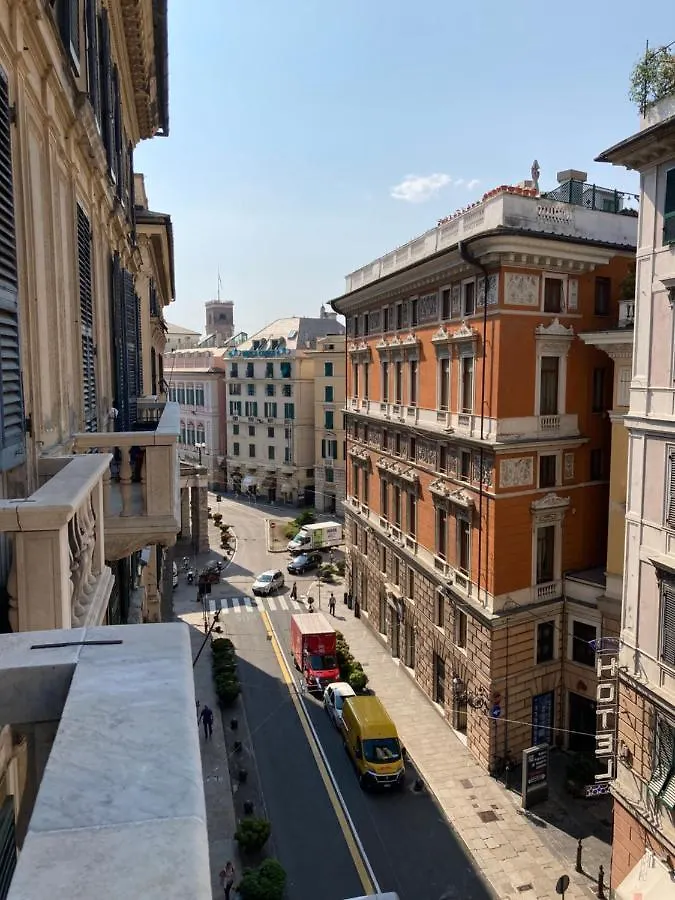 Guest House Roma Genoa 3*,